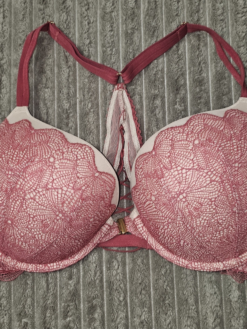 Victoria Secret Women’s Lacy Push-Up Bra in Dusty Rose 36DD/F80 - B2